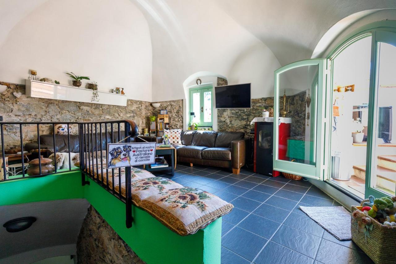 Arve Castelbianco - B&B E Appartamento Colletta Bagian luar foto