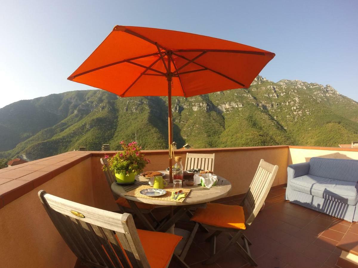 Arve Castelbianco - B&B E Appartamento Colletta Bagian luar foto